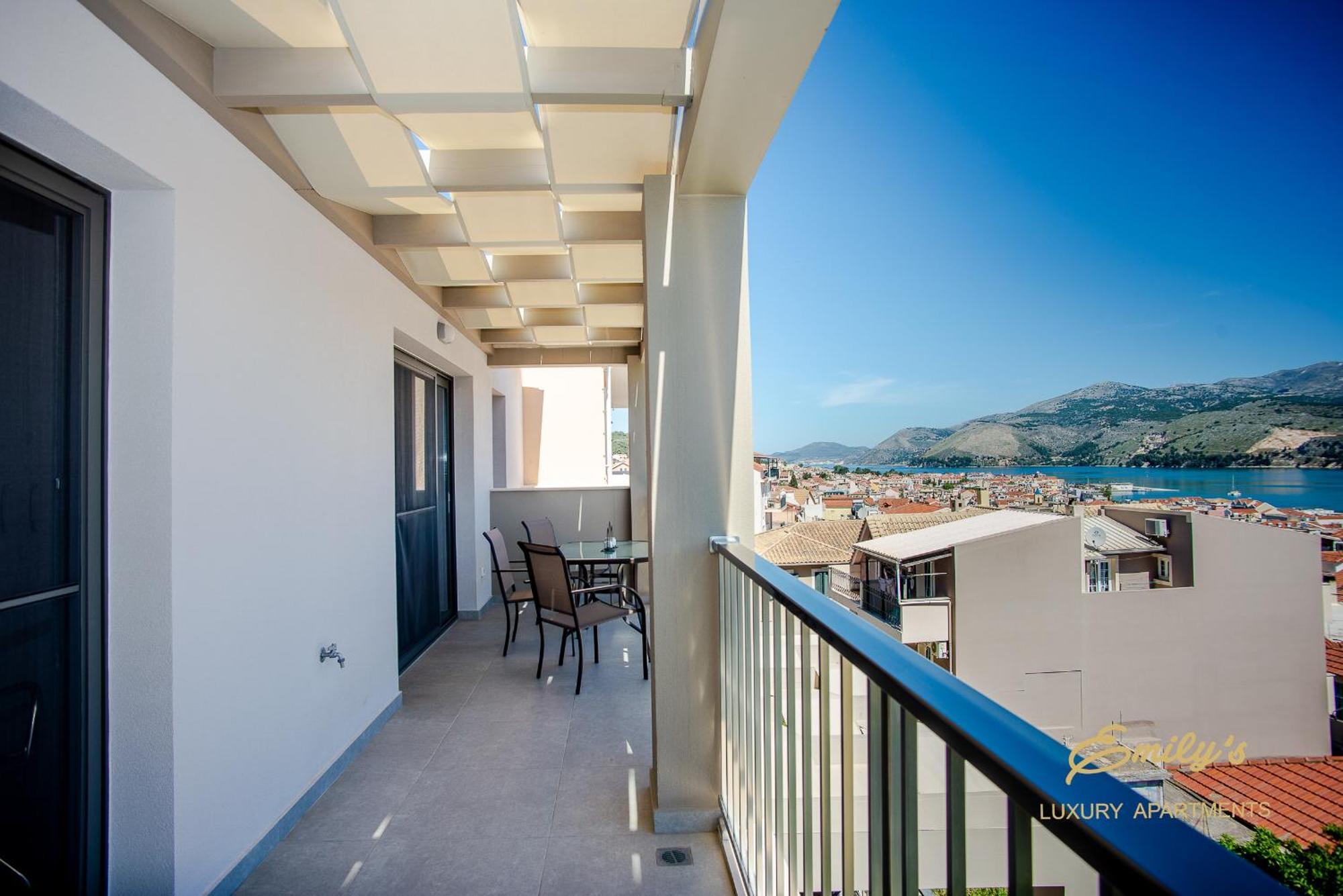 Emily'S Luxury Apartments Argostoli  Eksteriør billede