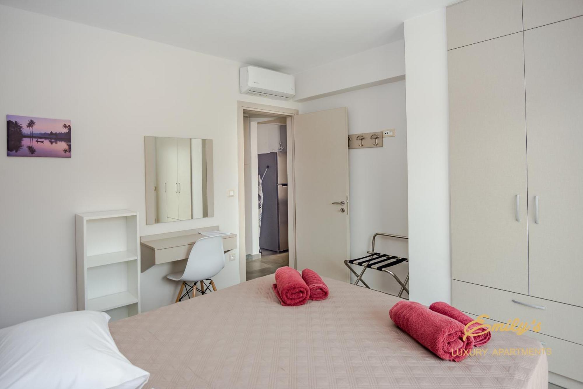 Emily'S Luxury Apartments Argostoli  Eksteriør billede